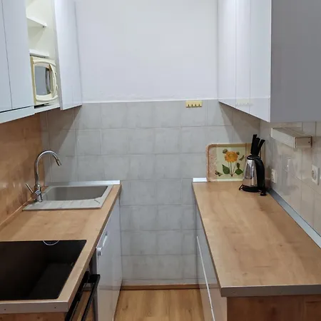 Two Bedroom With Terrace No 1 *