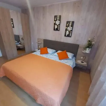 Two Bedroom With Terrace No 1 *