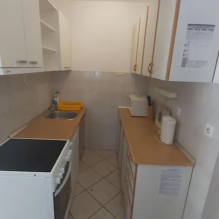 Daire Two Bedroom With Terrace No 1 Supetar