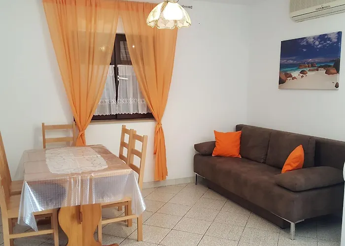Lejlighed Two Bedroom With Terrace No 1 Supetar