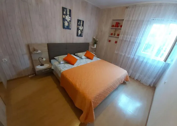 Lejlighed Two Bedroom With Terrace No 1 *