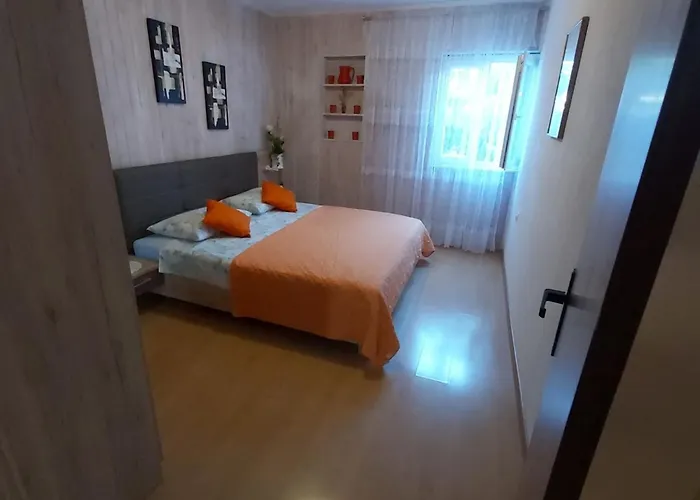 Lejlighed Two Bedroom With Terrace No 1