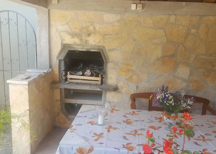 Two Bedroom With Terrace No 1 Lejlighed Supetar