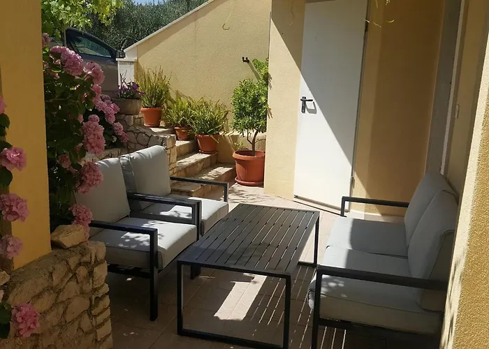 Two Bedroom With Terrace No 1 * Supetar